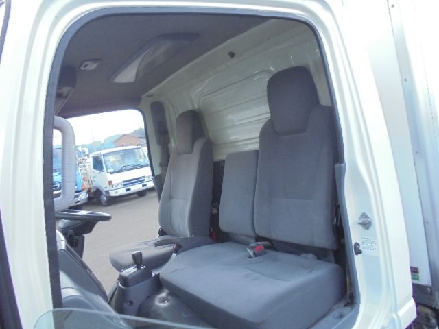 NISSAN ATLAS 2011 Image 31