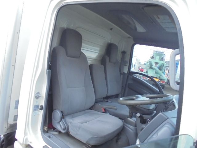 NISSAN ATLAS 2011 Image 31