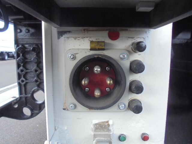 NISSAN ATLAS 2011 Image 31