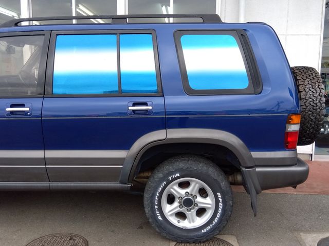 ISUZU BIGHORN WAGON 1998 Image 31