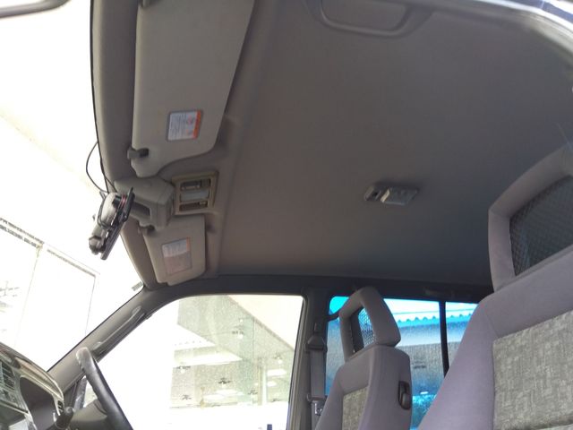 ISUZU BIGHORN WAGON 1998 Image 31