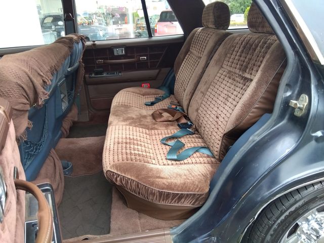 NISSAN GLORIA WAGON 1989 Image 31