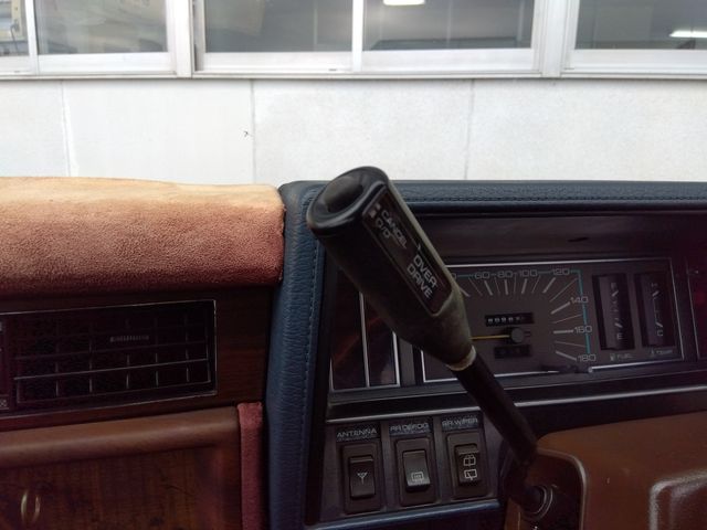 NISSAN GLORIA WAGON 1989 Image 31