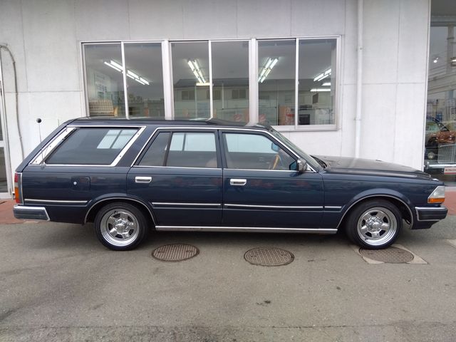 NISSAN GLORIA WAGON 1989 Image 31