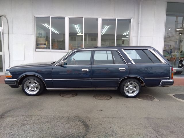 NISSAN GLORIA WAGON 1989 Image 31