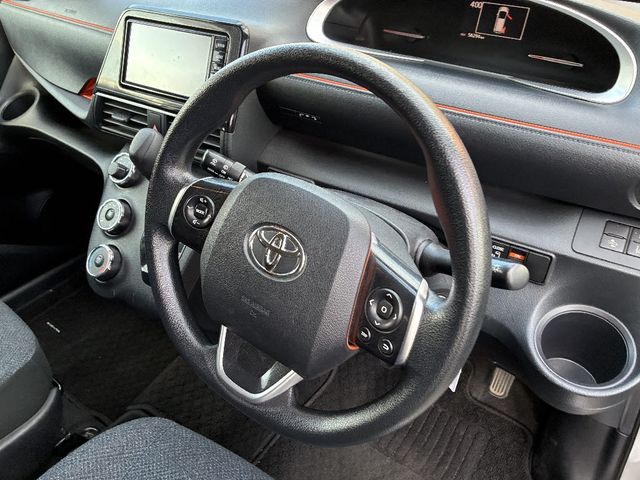 TOYOTA SIENTA 2017 Image 31