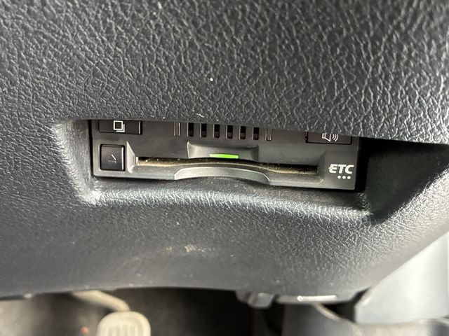 TOYOTA SIENTA 2017 Image 31