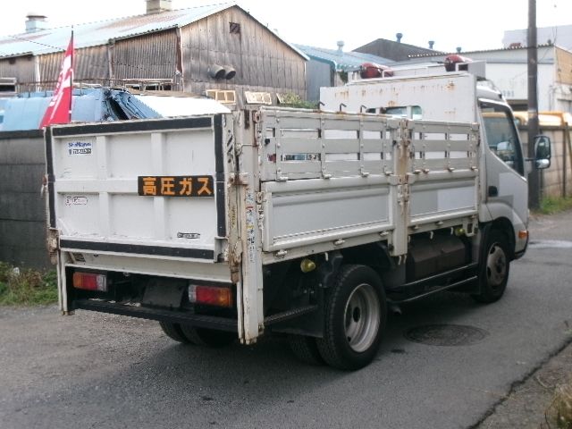 HINO DUTRO 2015 Image 31