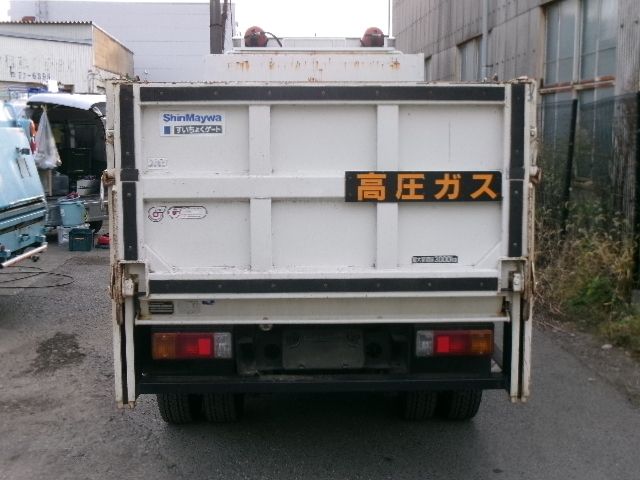 HINO DUTRO 2015 Image 31