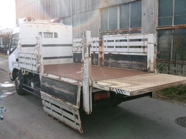 HINO DUTRO 2015 Image 31