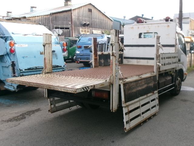 HINO DUTRO 2015 Image 31