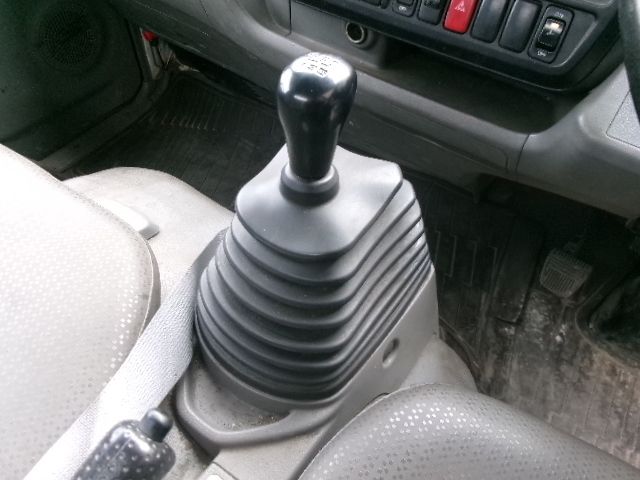 HINO DUTRO 2015 Image 31