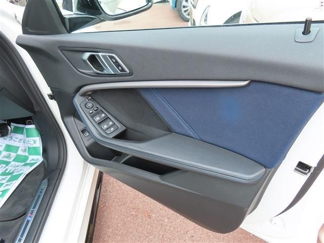 BMW 1SERIES 2020 Image 31