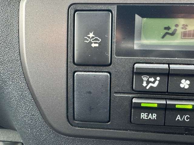 TOYOTA HIACE VAN 2WD 2018 Image 31