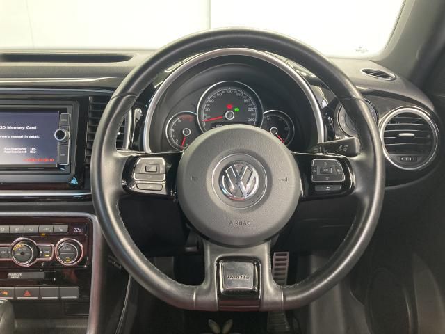 VOLKSWAGEN THE BEETL 2019 Image 31