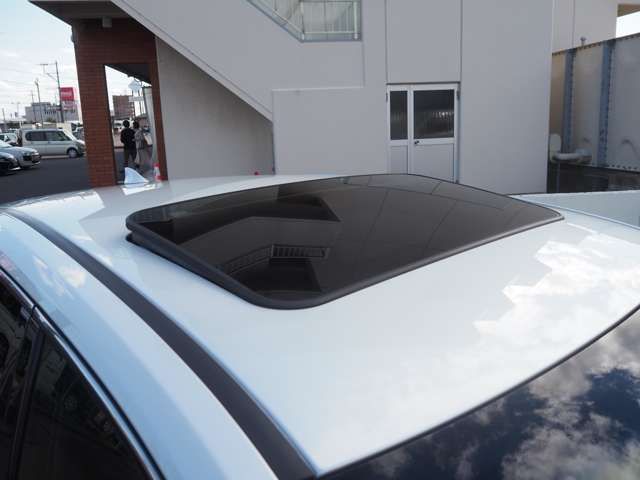 TOYOTA LEXUS NX300H 2015 Image 31