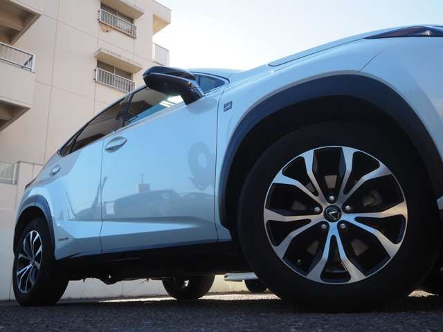 TOYOTA LEXUS NX300H 2015 Image 31