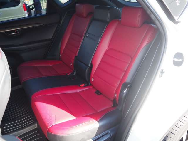 TOYOTA LEXUS NX300H 2015 Image 31