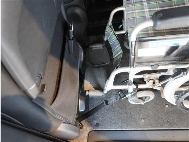 NISSAN SERENA  S-HYBRID 2019 Image 31