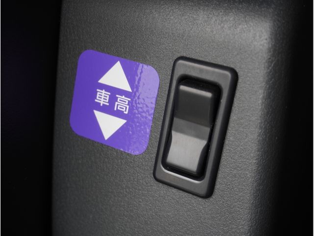 NISSAN SERENA  S-HYBRID 2019 Image 31