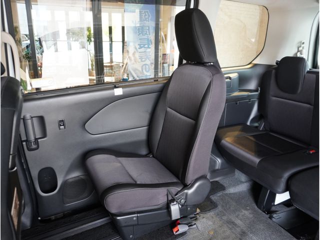 NISSAN SERENA  S-HYBRID 2019 Image 31