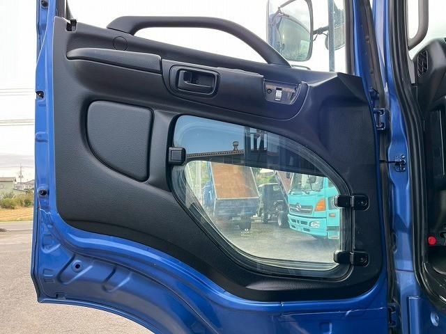 HINO PROFIA 2016 Image 31