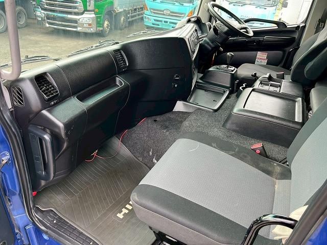 HINO PROFIA 2016 Image 31