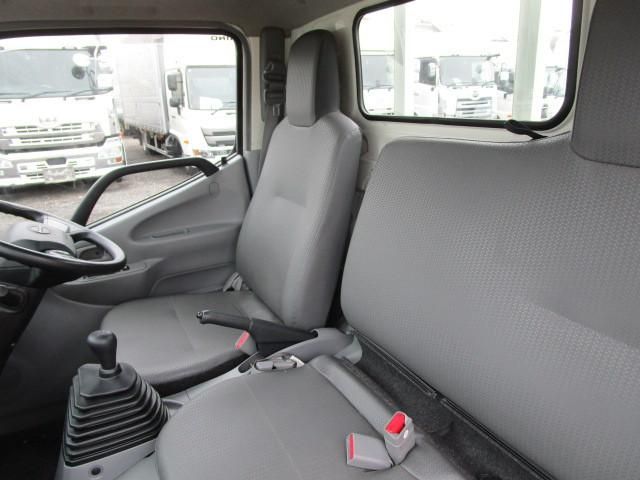 HINO DUTRO 2020 Image 31