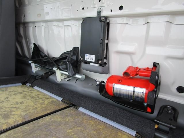 HINO DUTRO 2020 Image 31