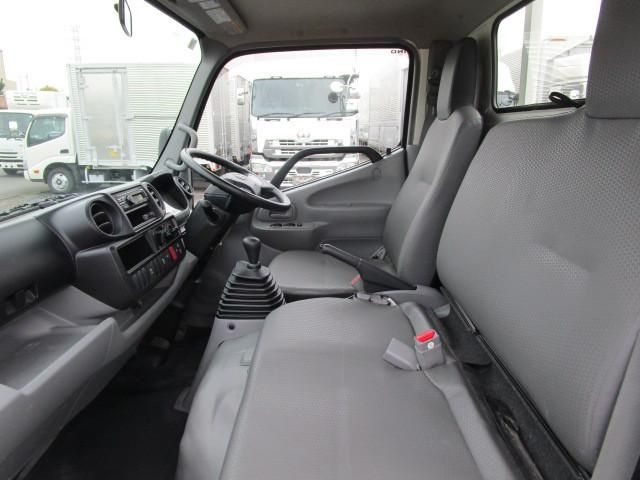 HINO DUTRO 2020 Image 31