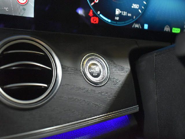 MERCEDES BENZ E CLAS 2020 Image 31