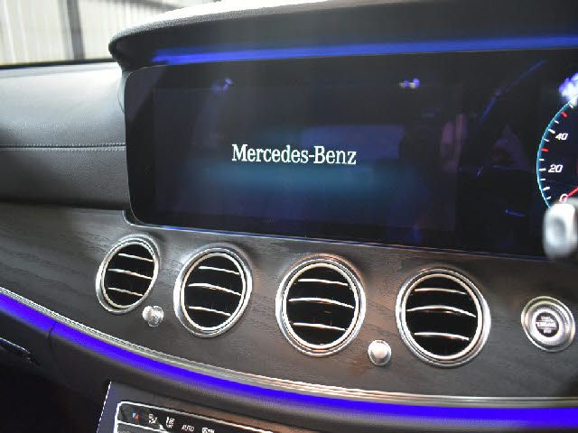 MERCEDES BENZ E CLAS 2020 Image 31