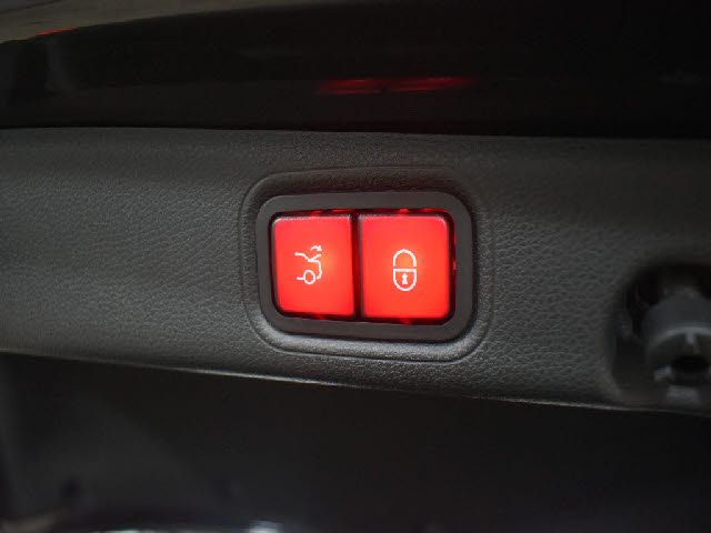 MERCEDES BENZ E CLAS 2020 Image 31