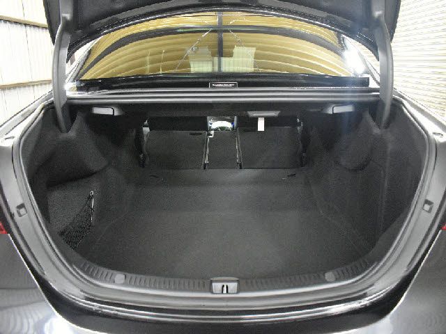 MERCEDES BENZ E CLAS 2020 Image 31