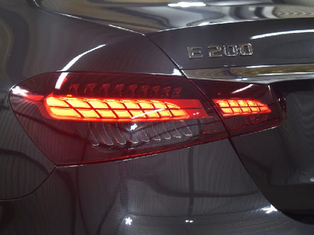 MERCEDES BENZ E CLAS 2020 Image 31