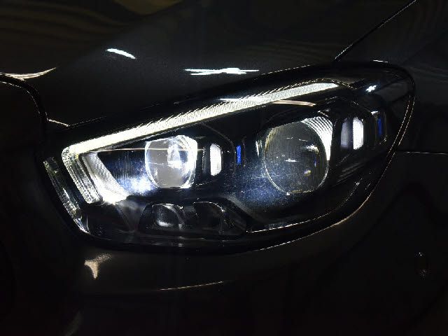 MERCEDES BENZ E CLAS 2020 Image 31