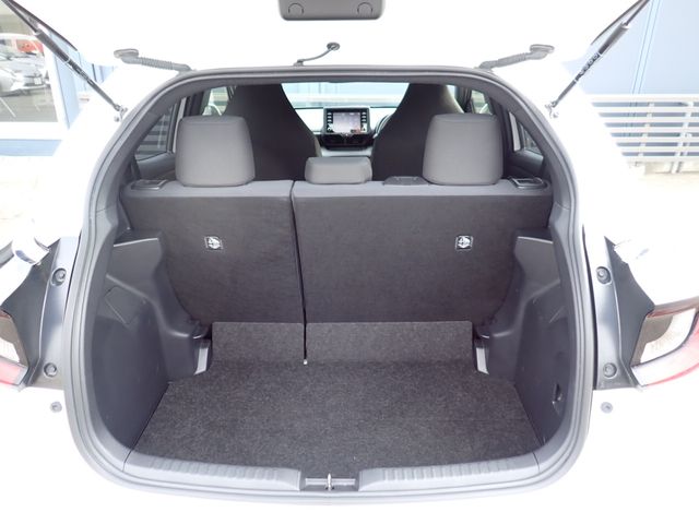 TOYOTA YARIS 2021 Image 31