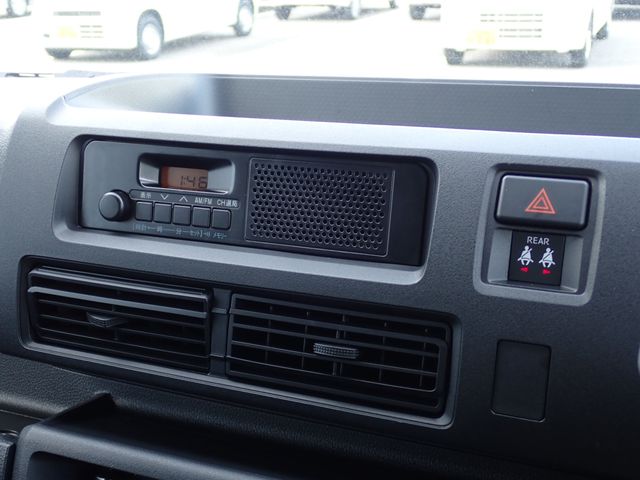 DAIHATSU HIJET CARGO 2023 Image 31