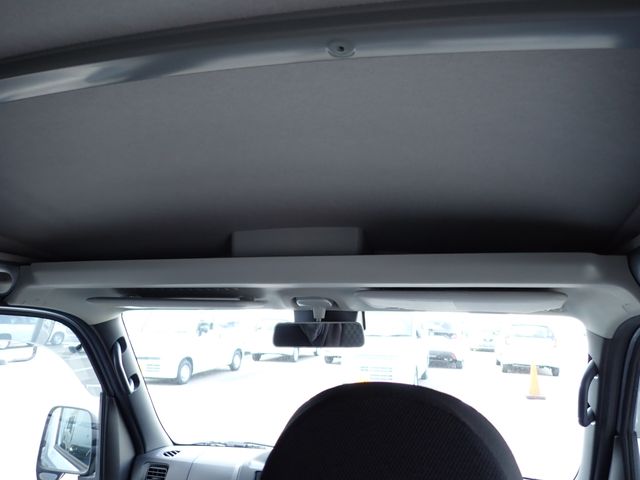 DAIHATSU HIJET CARGO 2023 Image 31