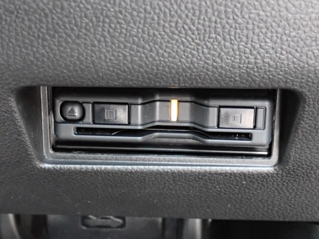 SUZUKI SWIFT 2022 Image 31