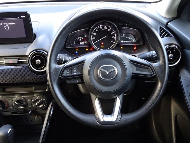 MAZDA DEMIO 2019 Image 31