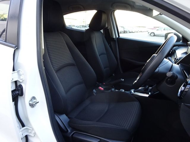 MAZDA DEMIO 2019 Image 31