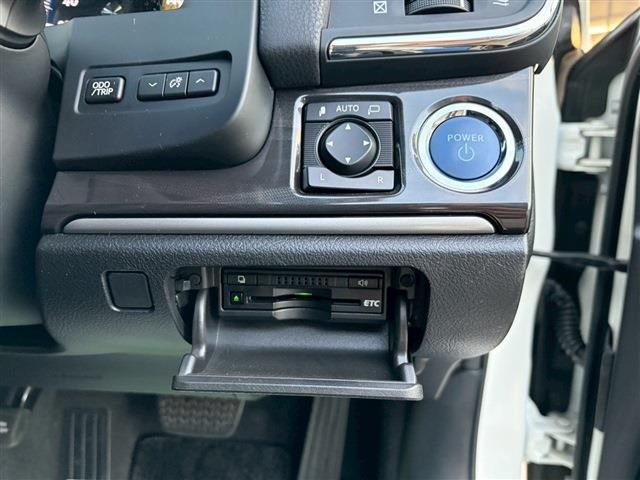 TOYOTA CROWN SEDAN HYBRID 2014 Image 31