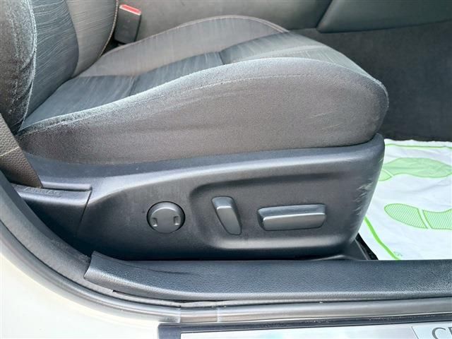 TOYOTA CROWN SEDAN HYBRID 2014 Image 31