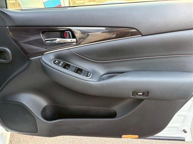 TOYOTA CROWN SEDAN HYBRID 2014 Image 31