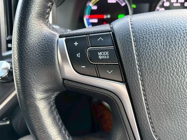 TOYOTA CROWN SEDAN HYBRID 2014 Image 31