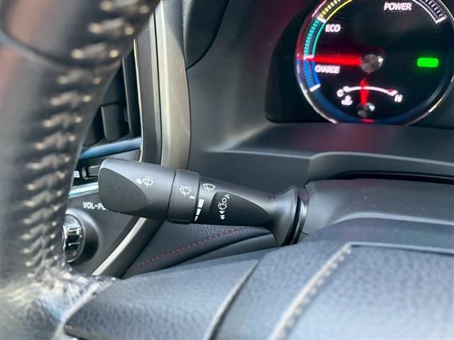 TOYOTA CROWN SEDAN HYBRID 2014 Image 31