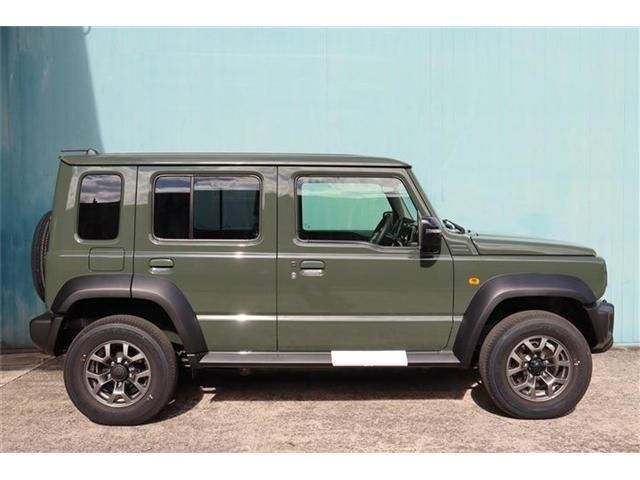 SUZUKI JIMNY NOMADE 2025 Image 31