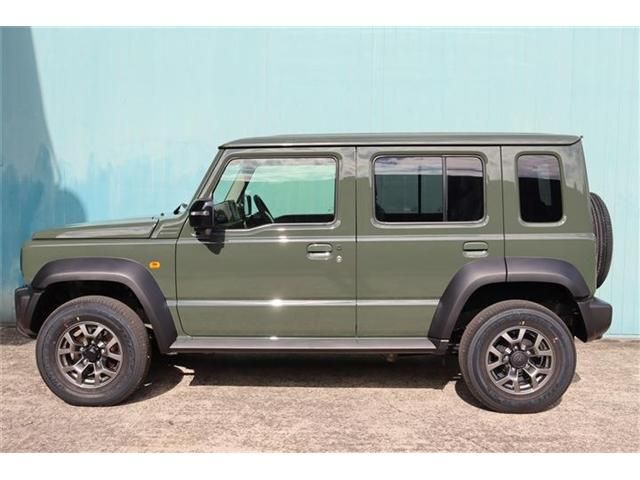 SUZUKI JIMNY NOMADE 2025 Image 31