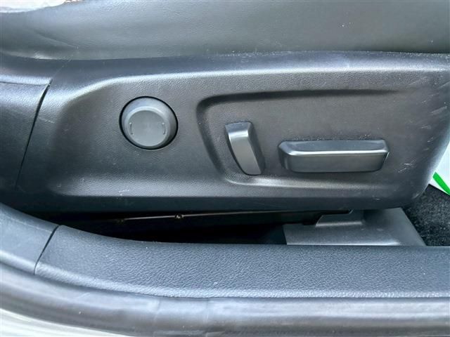 TOYOTA LEXUS IS300H 2021 Image 31